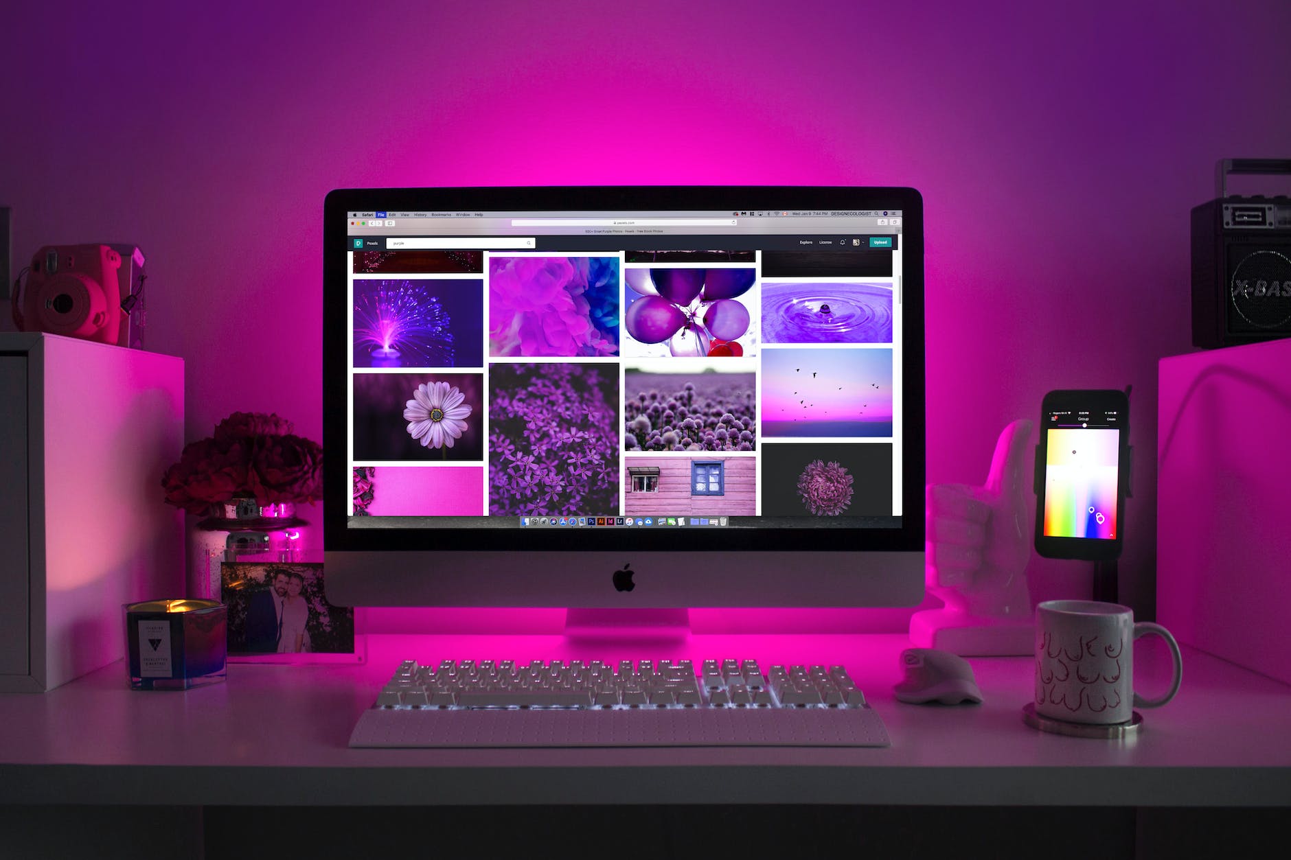 Herramientas y Recursos Gratuitos – Photo by Designecologist on Pexels.com Herramientas y Recursos Gratuitos