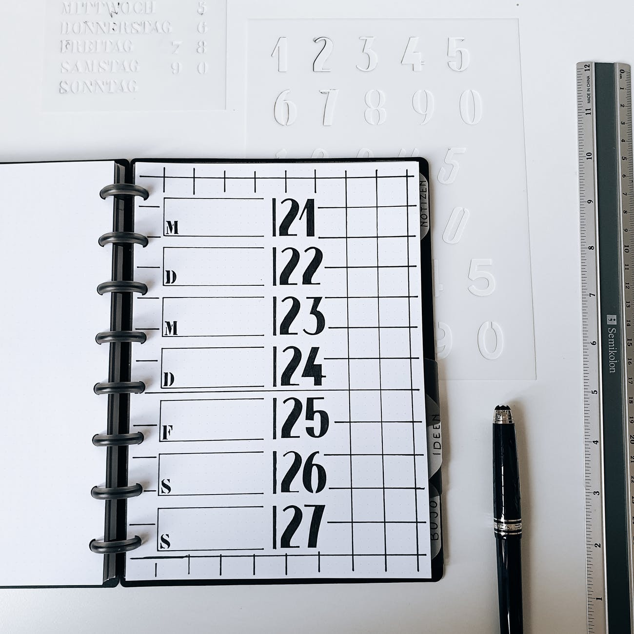 Consejos para crecer en Instagram de forma orgánica y gratuita – Planifica la publicación de tu contenido – Photo by Michelle Tiemann on Pexels.com Consejos para crecer en Instagram de forma orgánica y gratuita